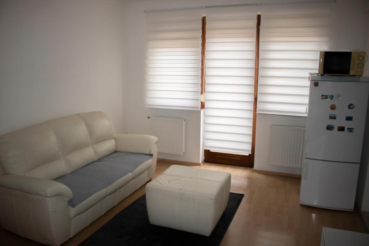 Appartamento Csalogány Apartman Szekszárd Esterno foto