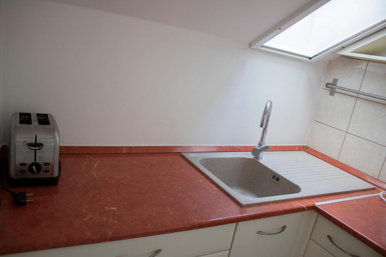 Appartamento Csalogány Apartman Szekszárd Esterno foto